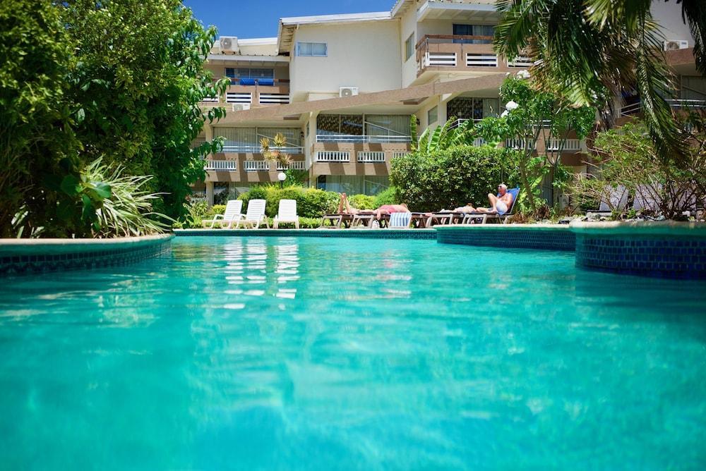 Tropikist Beach Hotel And Resort Crown Point Kültér fotó