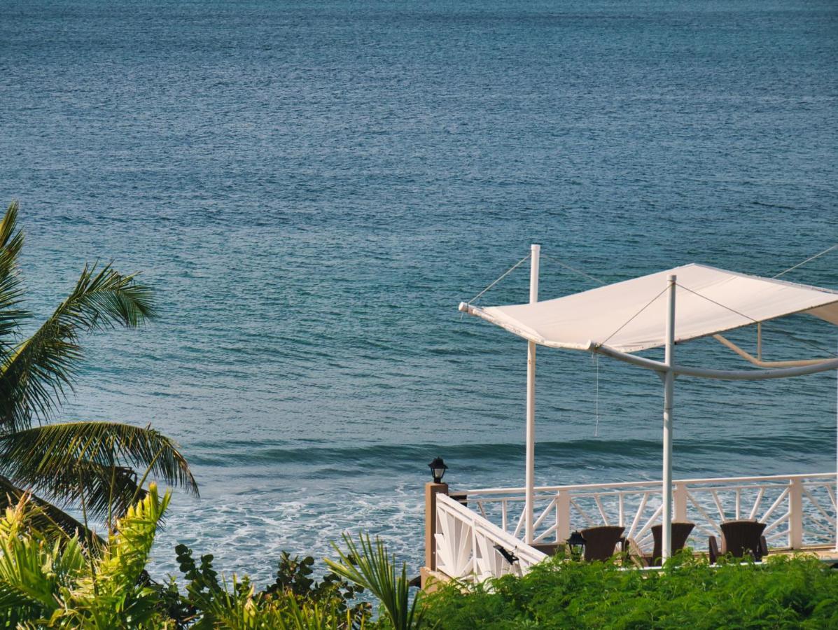 Tropikist Beach Hotel And Resort Crown Point Kültér fotó