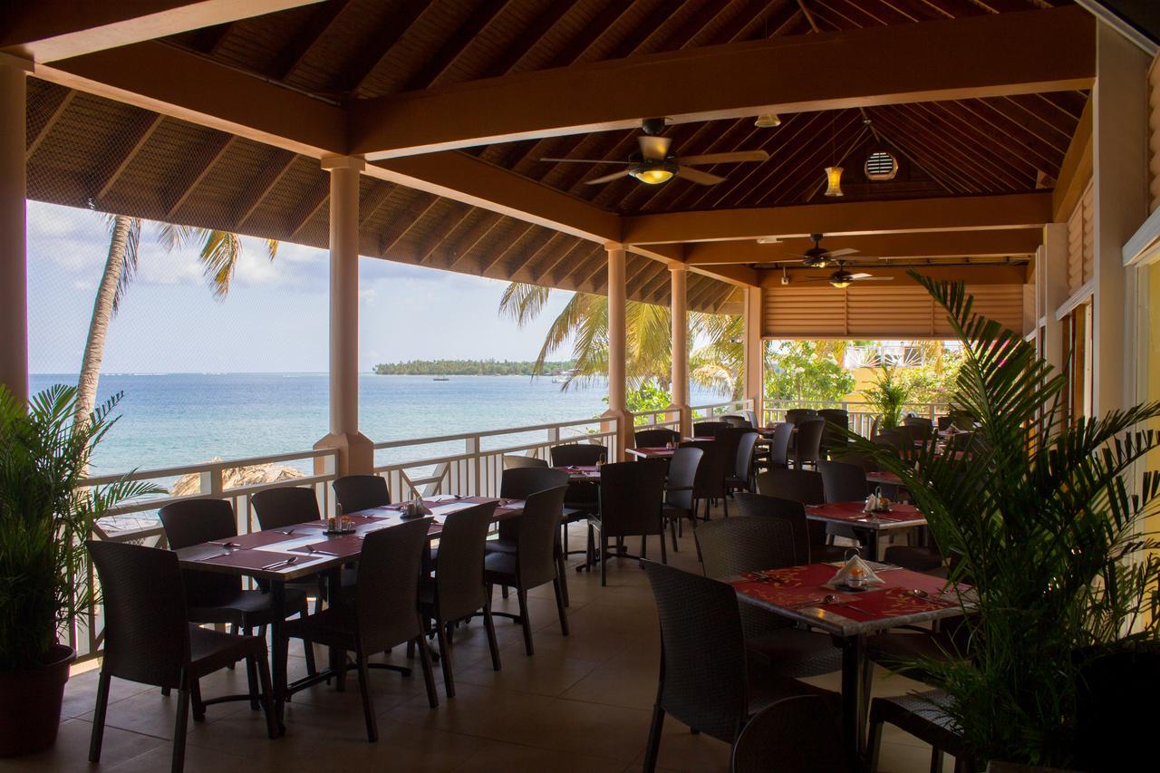 Tropikist Beach Hotel And Resort Crown Point Kültér fotó