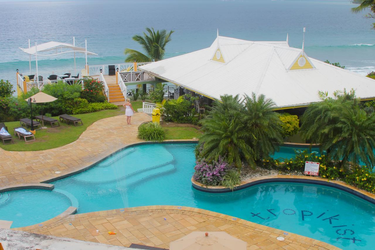 Tropikist Beach Hotel And Resort Crown Point Kültér fotó